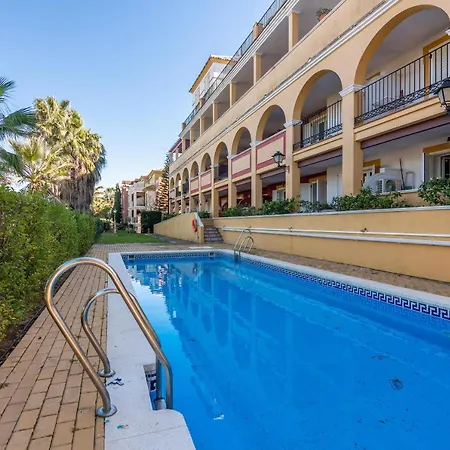 La Quinta Ii By H Apartment