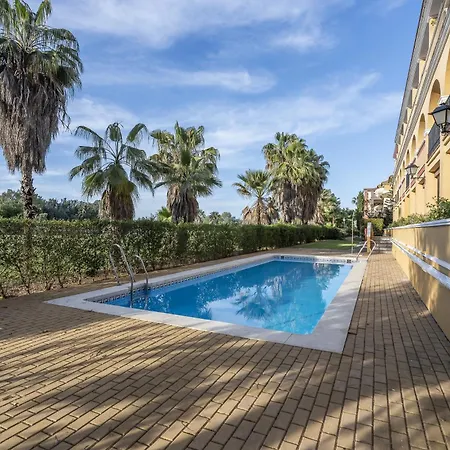La Quinta Ii By H Apartment