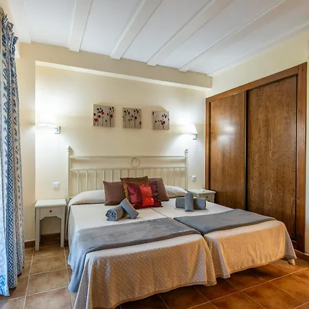 Apartment La Quinta Ii By H *
