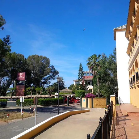 La Quinta Ii By H Apartment *